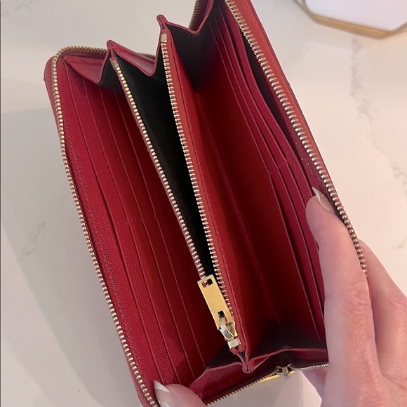 YSL SAINT LAURENT CASSANDRE MATELASSÉ LEATHER LONG ZIP AROUND WALLET RED - Picture 12 of 16